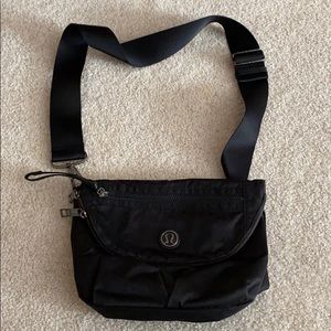 Lululemon bag